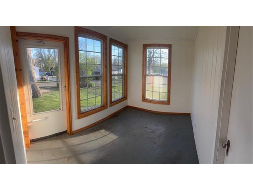 305 W Pacific Avenue Atwater MN 56209 7073321 image10