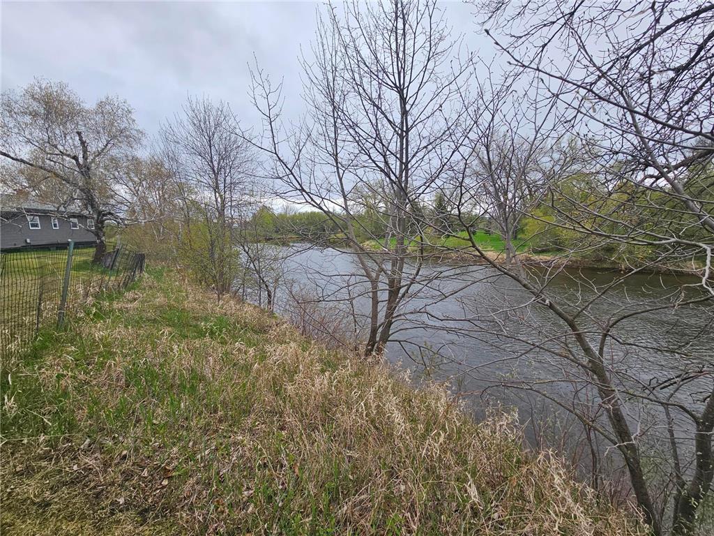 305 Water Avenue S Saint Hilaire MN 56754 - Red Lake River 7077188 image37