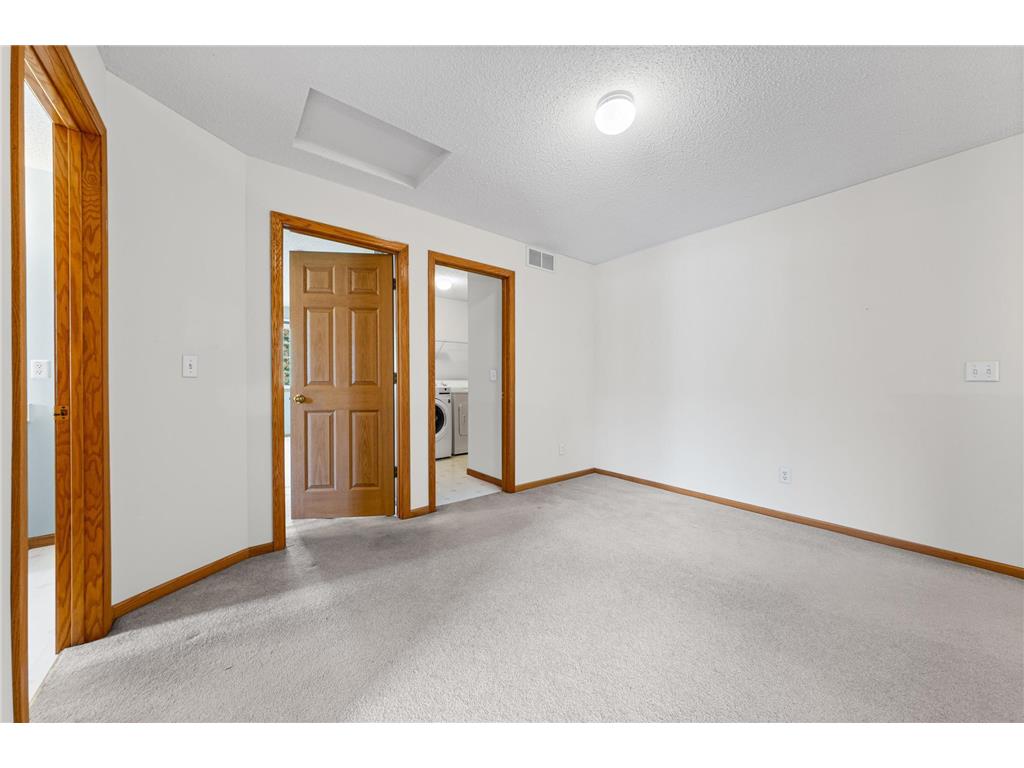 3053 Juniper Lane #D Woodbury MN 55125 7044579 image24