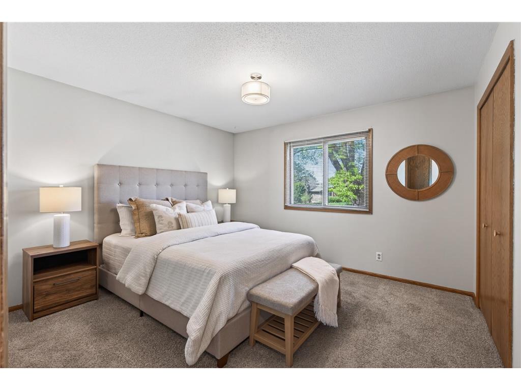 3054 Wilder Street N Roseville MN 55113 7071577 image18
