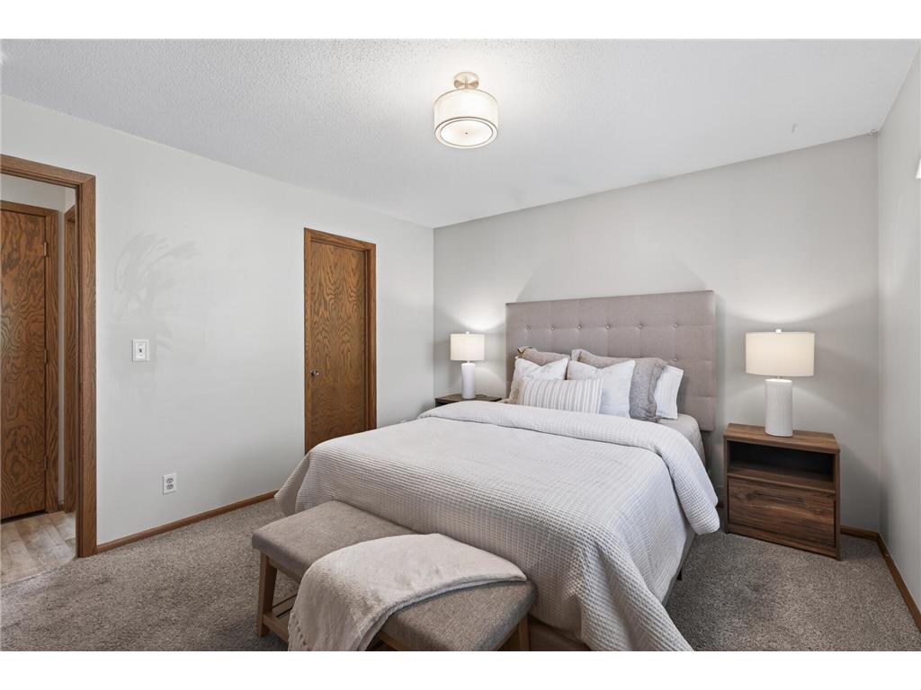 3054 Wilder Street N Roseville MN 55113 7071577 image19