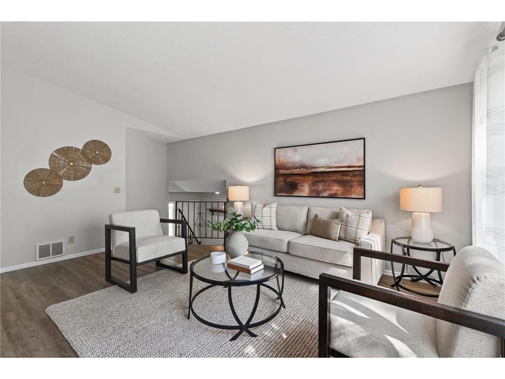 3054 Wilder Street N Roseville MN 55113 7071577 image4