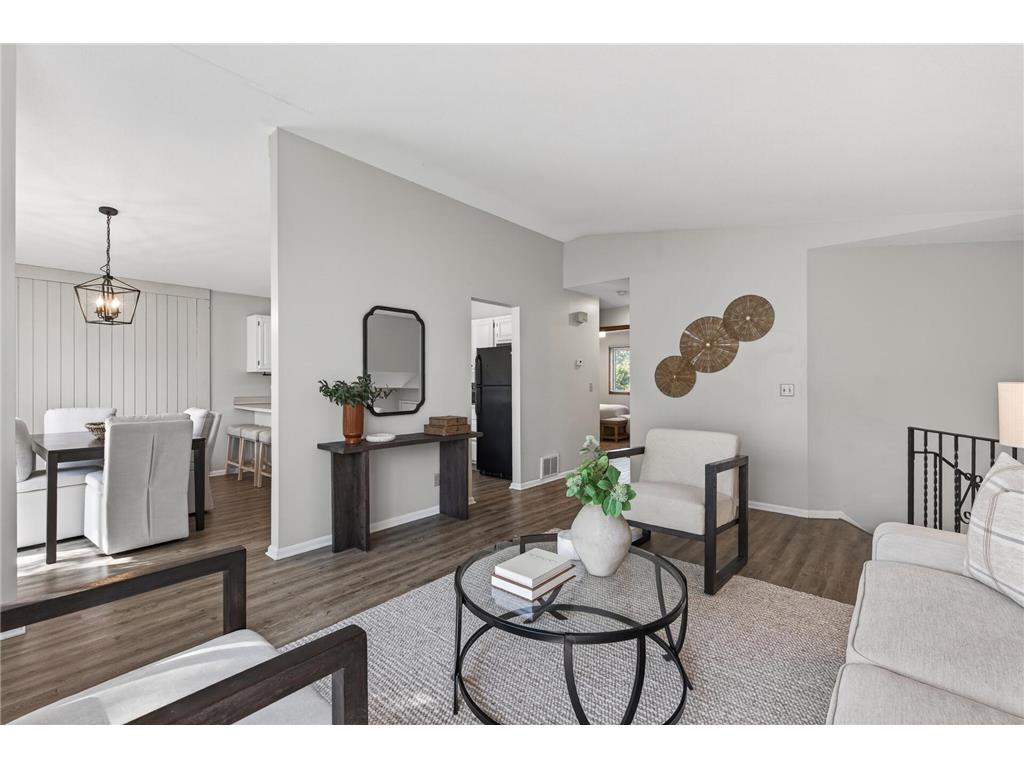 3054 Wilder Street N Roseville MN 55113 7071577 image6