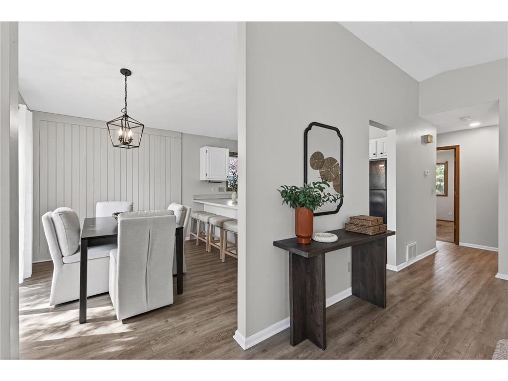 3054 Wilder Street N Roseville MN 55113 7071577 image7