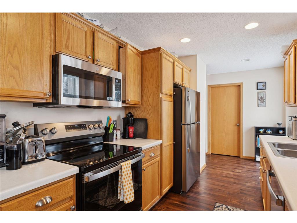 3057 Cutters Grove Avenue Anoka MN 55303 6804323 image9