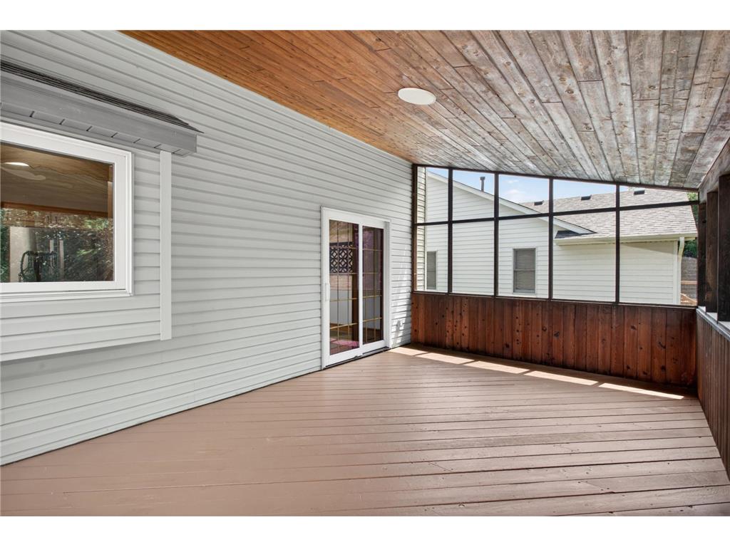 3057 Walter Street Maplewood MN 55109 7082415 image5