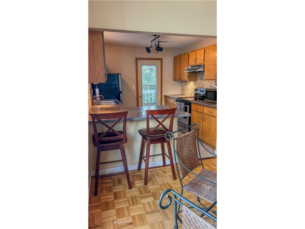3058 Lake Shore Drive #B Minneapolis MN 55416 6643976 image1