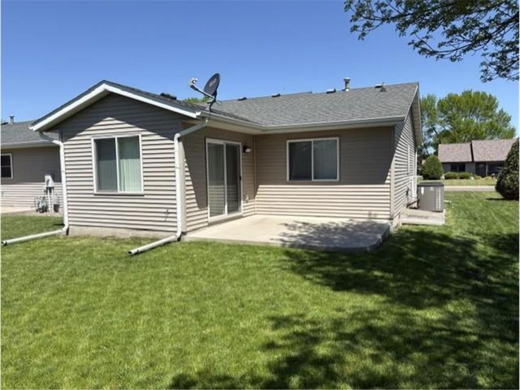 306 11th Avenue NE Waseca MN 56093 7078009 image2