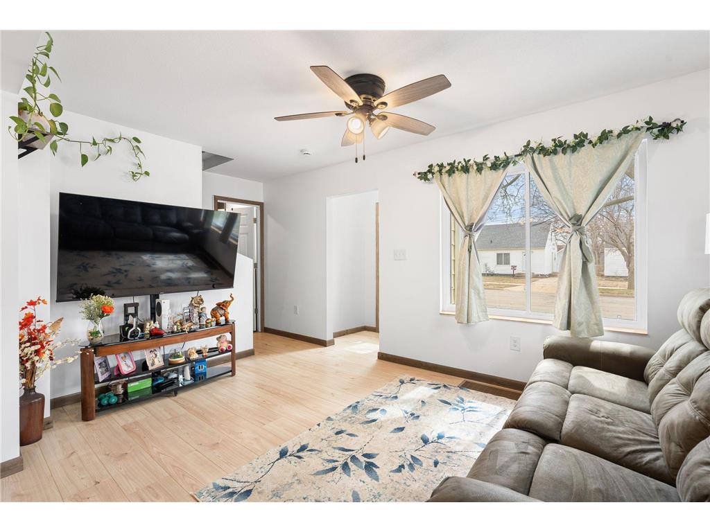 306 12th Avenue SW Austin MN 55912 7054149 image16