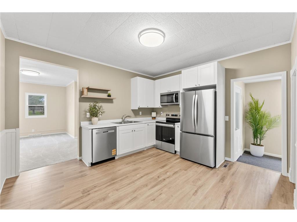 306 3rd Street S Princeton MN 55371 7098707 image2