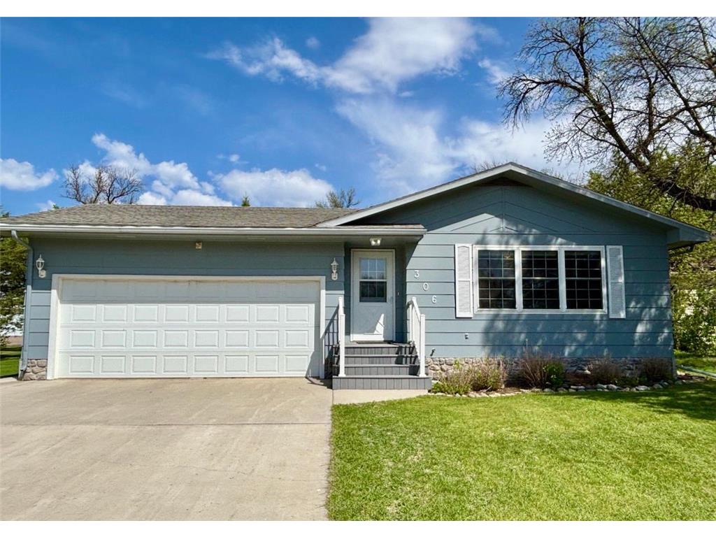 306 3rd Street Stephen MN 56757 6720802 image1