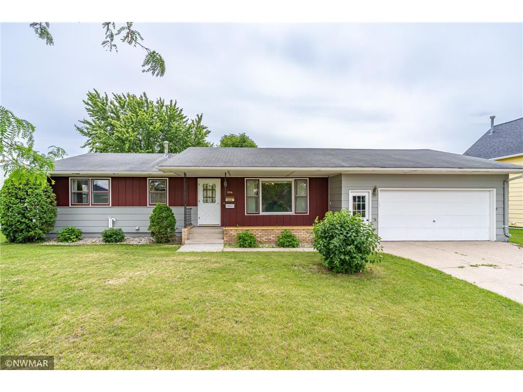 306 4th Avenue S Crookston MN 56716 6264384 image1