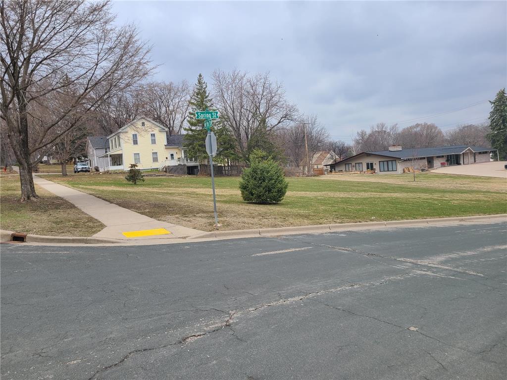 306 5th Street W Hastings MN 55033 7047259 image1