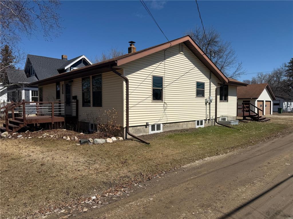 306 7th Avenue NE Roseau MN 56751 7058820 image2