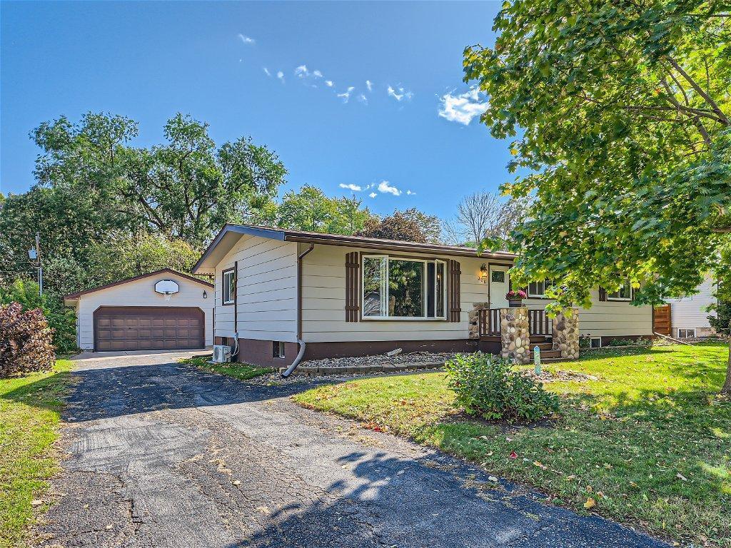 306 Arch Street Hudson WI 54016 6432192 image1