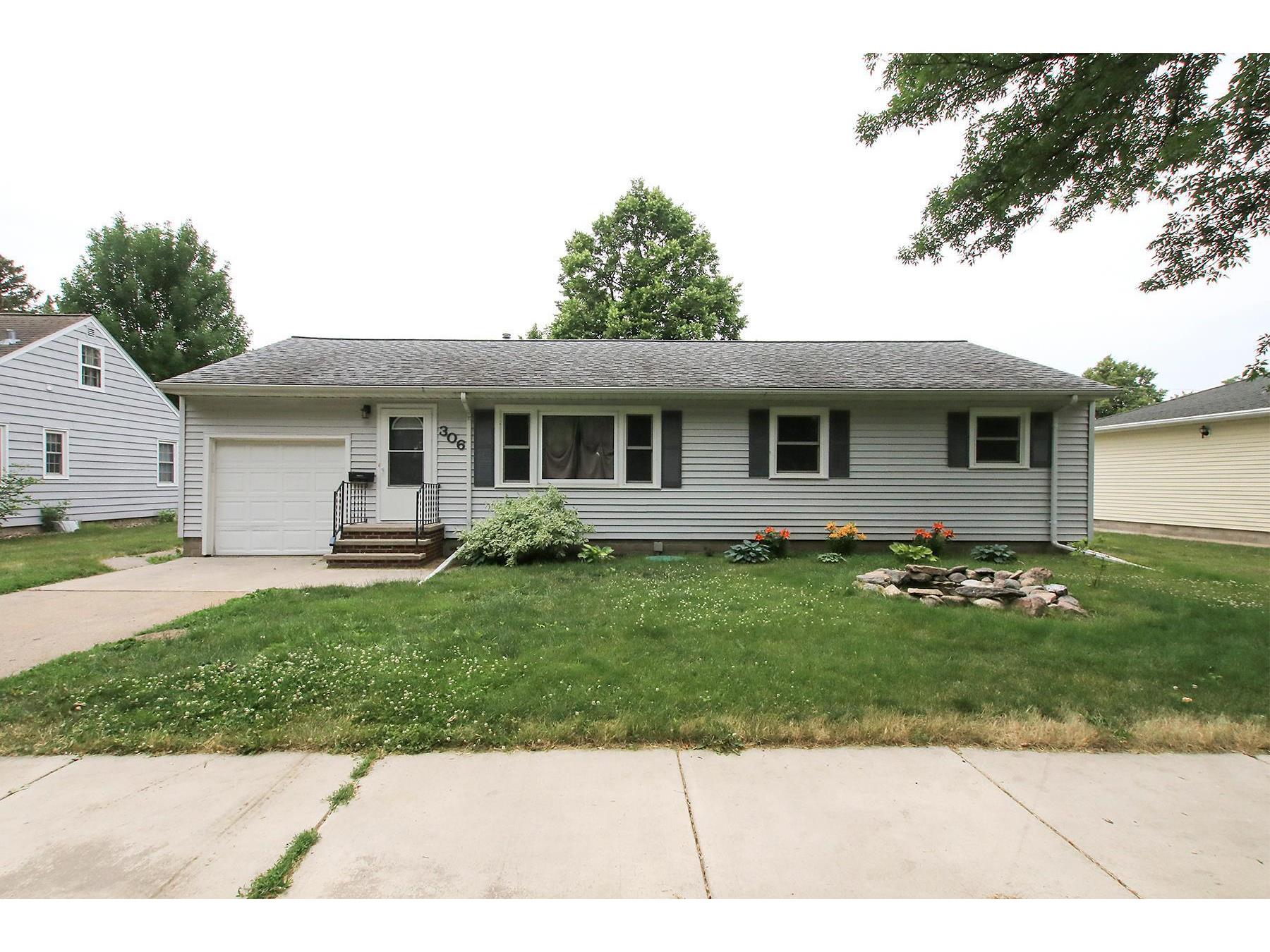 306 Douglas Street W, Arlington, MN, 55307 MLS 6007386 Edina Realty