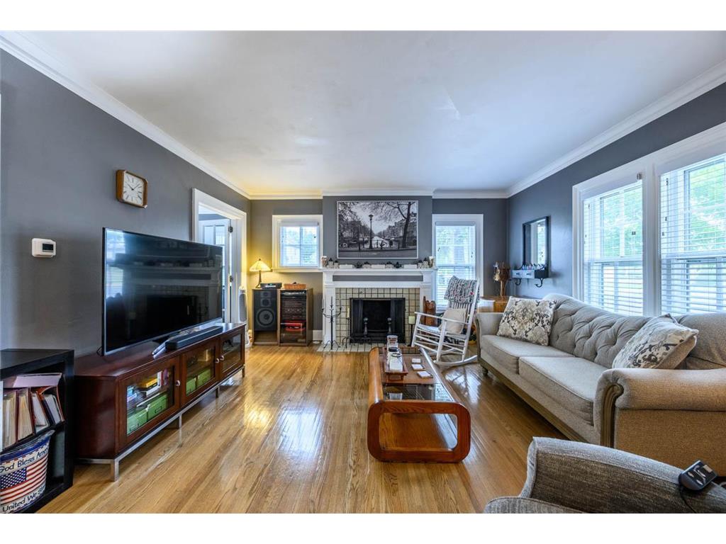 306 E 21st Street Hibbing MN 55746 7101186 image3