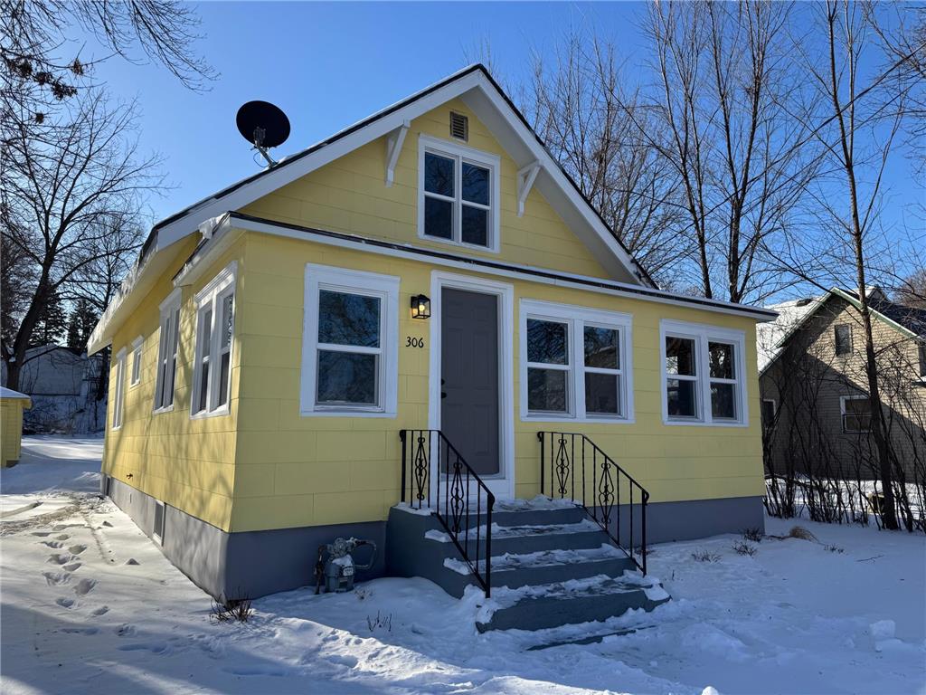 306 E 2nd Street Albert Lea MN 56007 7012510 image1