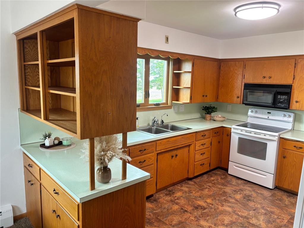 306 E 5th Street N Truman MN 56088 7080749 image22