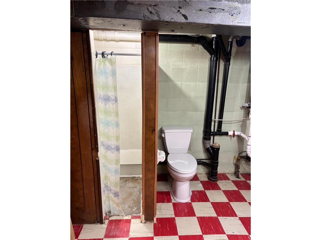 306 E 5th Street N Truman MN 56088 7080749 image51