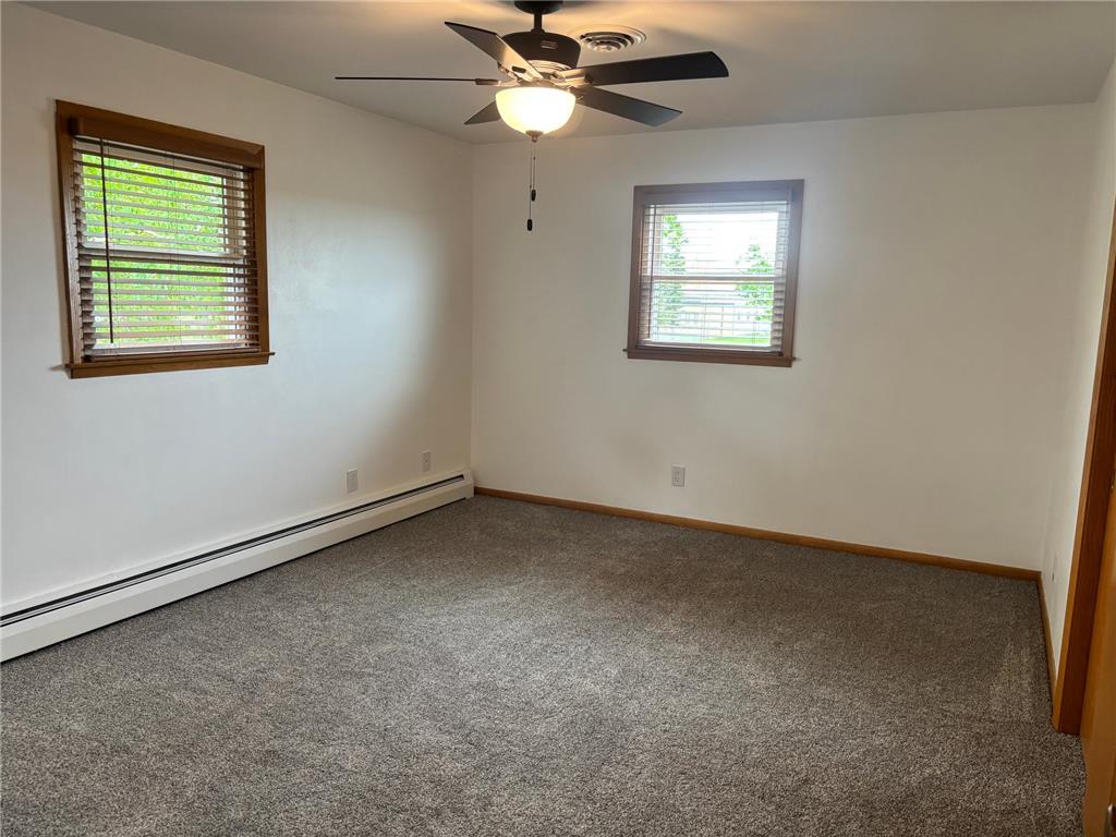 306 E 5th Street N Truman MN 56088 7080749 image8