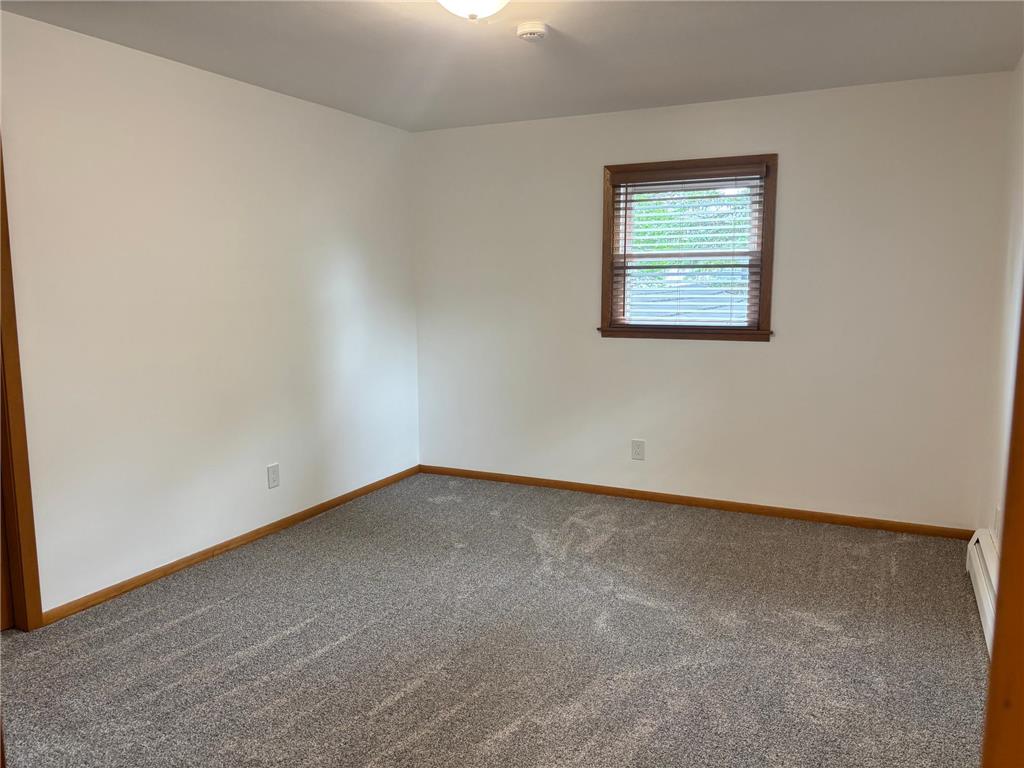 306 E 5th Street N Truman MN 56088 7080749 image9