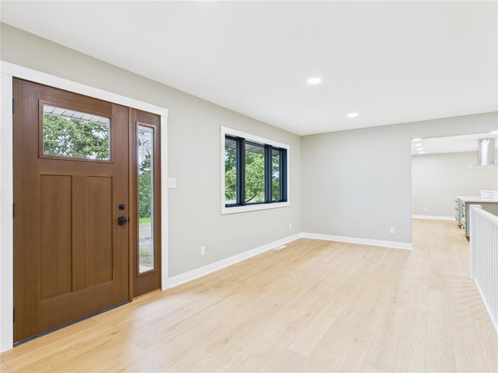 306 Elk Street NW Warroad MN 56763 6766140 image10