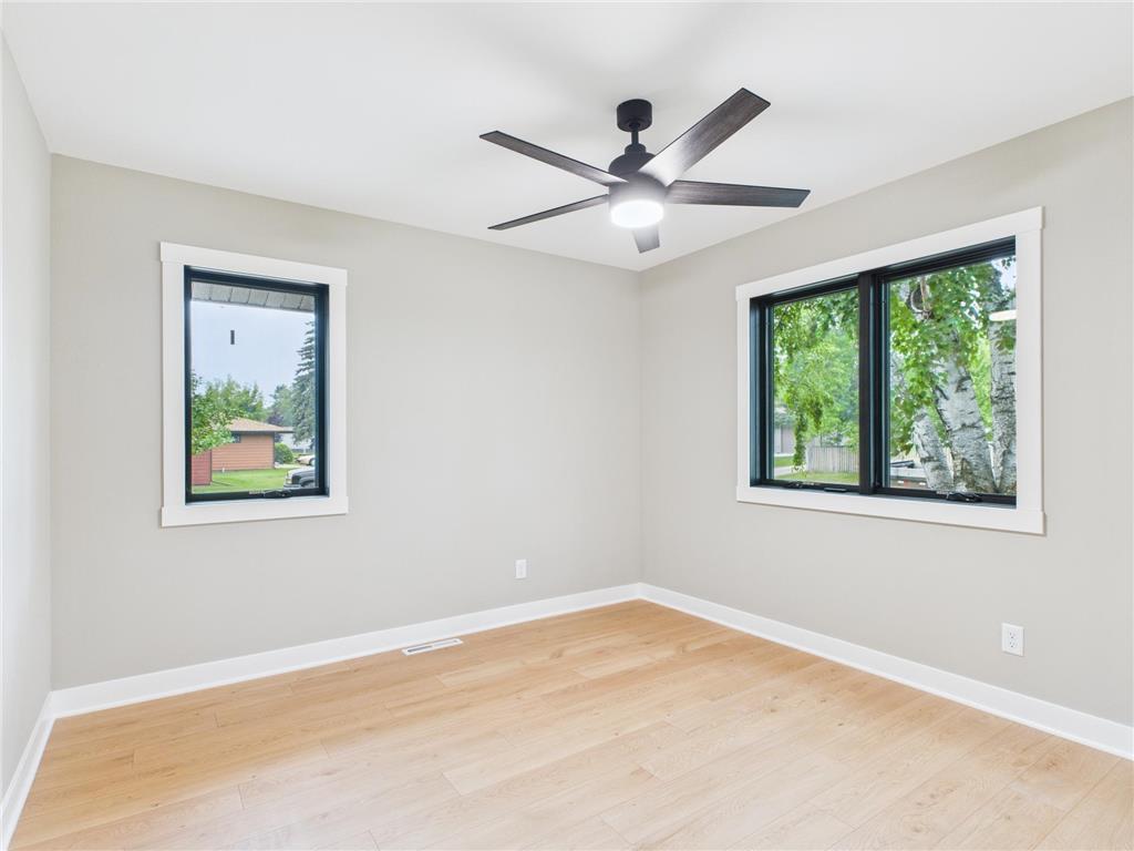 306 Elk Street NW Warroad MN 56763 6766140 image17