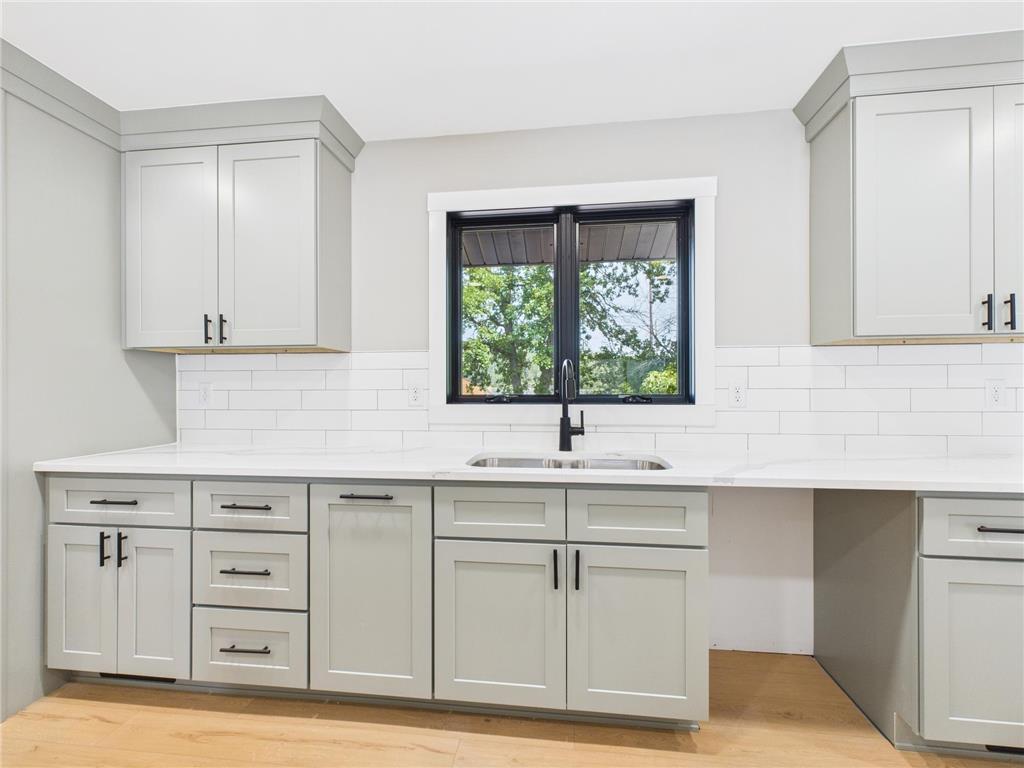 306 Elk Street NW Warroad MN 56763 6766140 image33