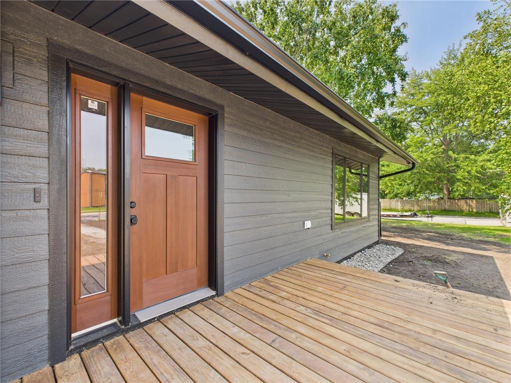 306 Elk Street NW Warroad MN 56763 6766140 image4