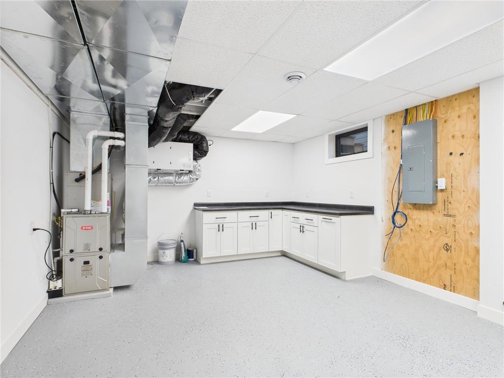 306 Elk Street NW Warroad MN 56763 6766140 image49