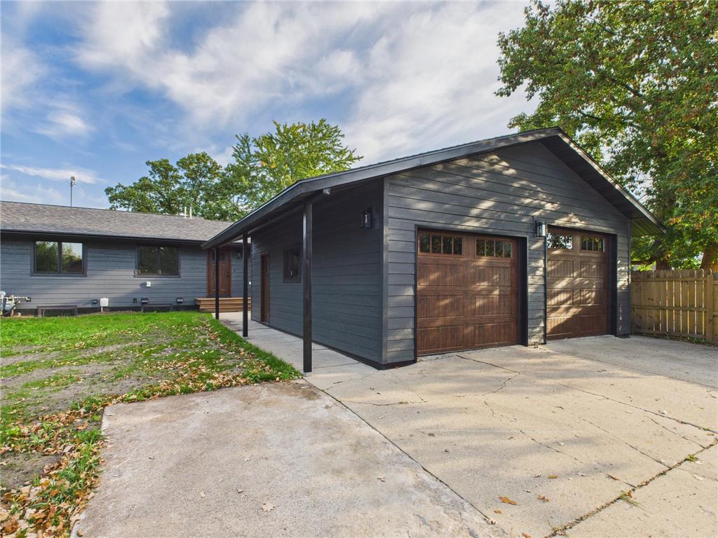 306 Elk Street NW Warroad MN 56763 6766140 image9