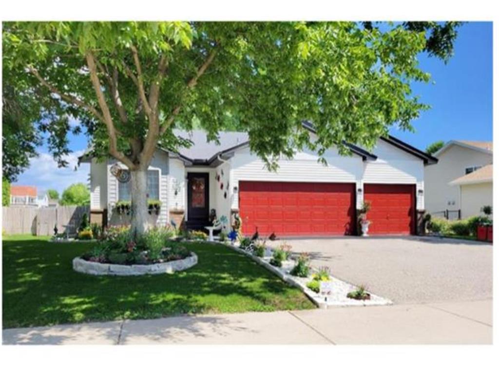 306 Glenwood Street SW Isanti MN 55040 6400041 image1