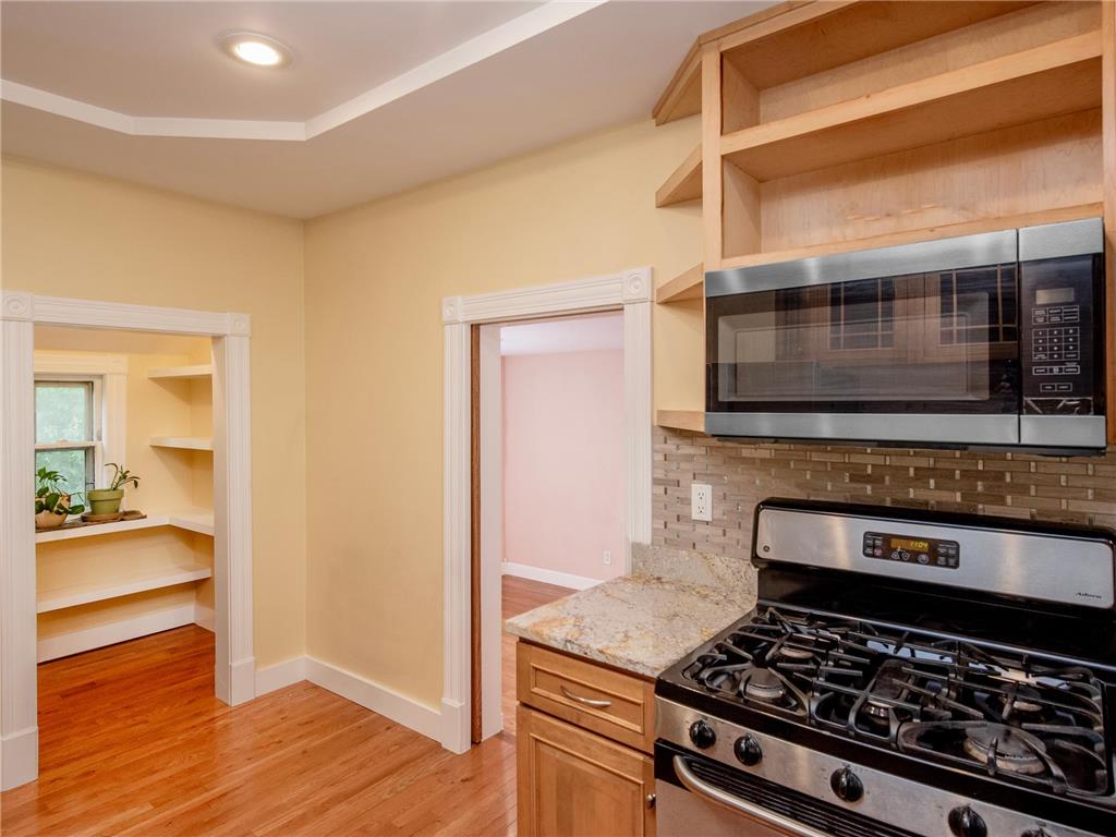 306 Harrison Avenue Saint Paul MN 55102 7044080 image10