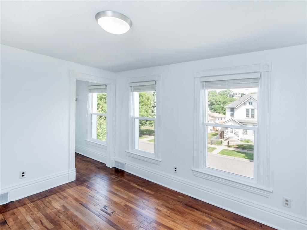 306 Harrison Avenue Saint Paul MN 55102 7044080 image19