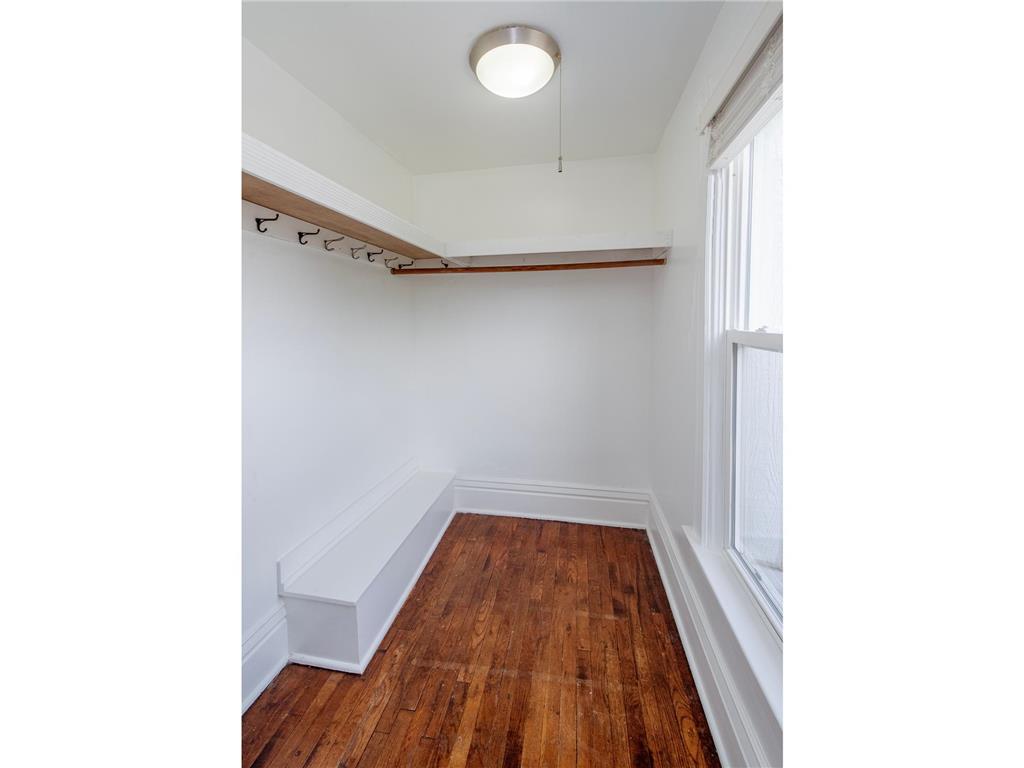 306 Harrison Avenue Saint Paul MN 55102 7044080 image20