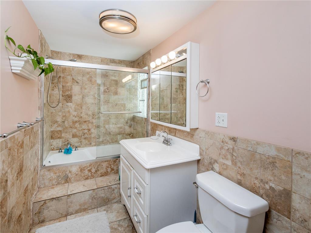 306 Harrison Avenue Saint Paul MN 55102 7044080 image24