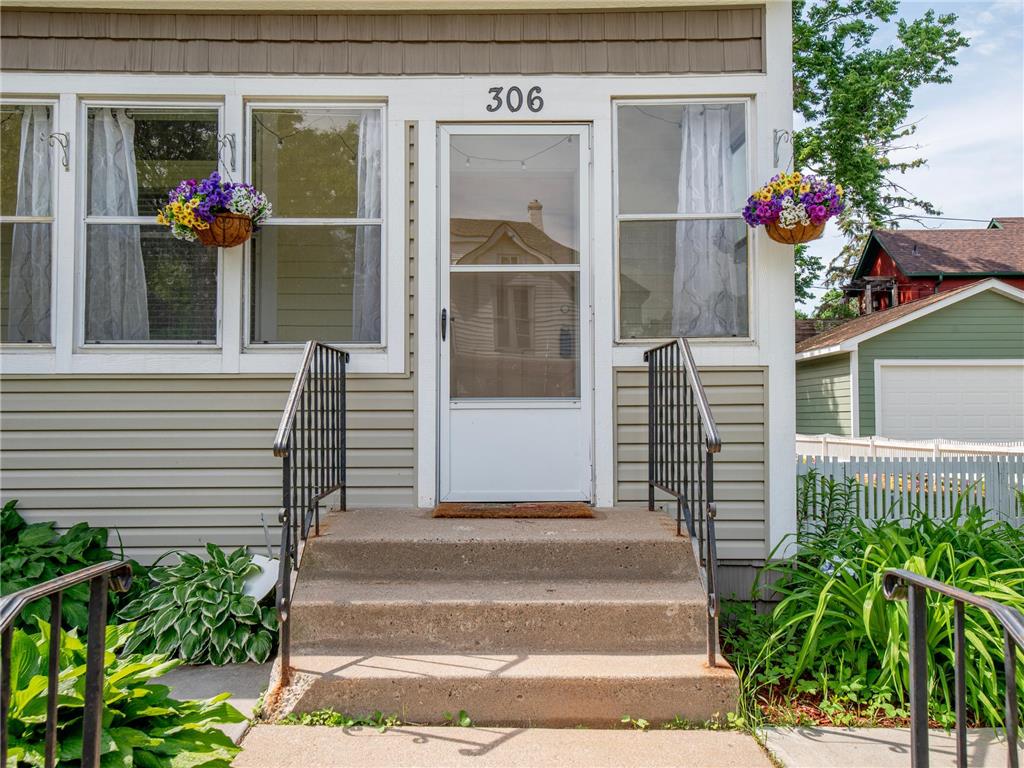 306 Harrison Avenue Saint Paul MN 55102 7044080 image4