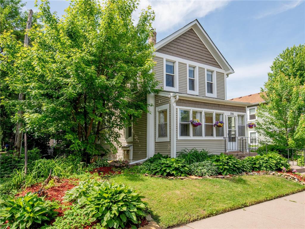 306 Harrison Avenue Saint Paul MN 55102 7044080 image44