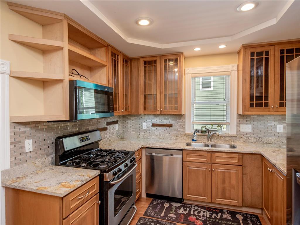 306 Harrison Avenue Saint Paul MN 55102 7044080 image7