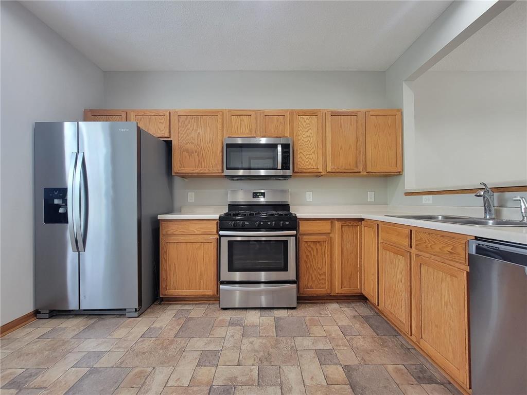 306 Heritage Trail Circle Pines MN 55014 7005326 image3