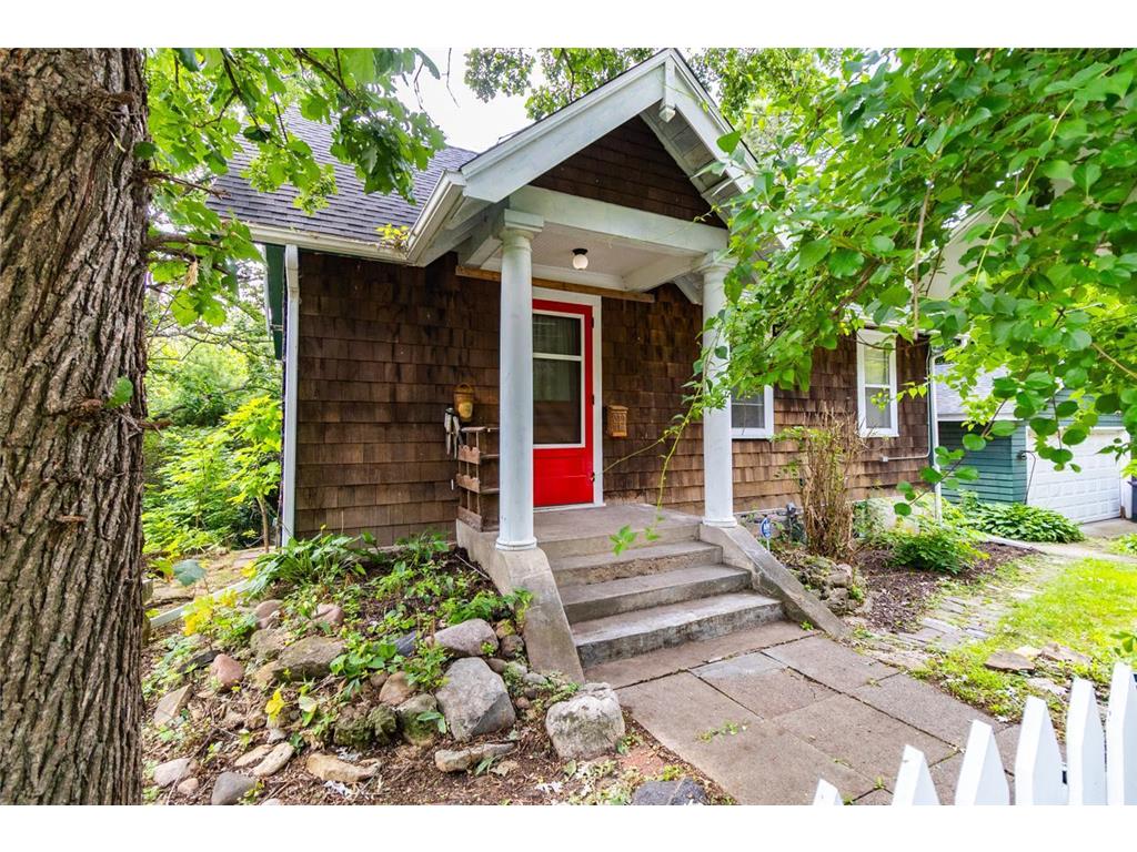 306 Irvine Avenue Saint Paul MN 55102 6771978 image1