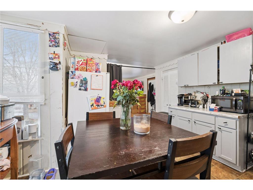 306 King Street W Saint Paul MN 55107 7036446 image10