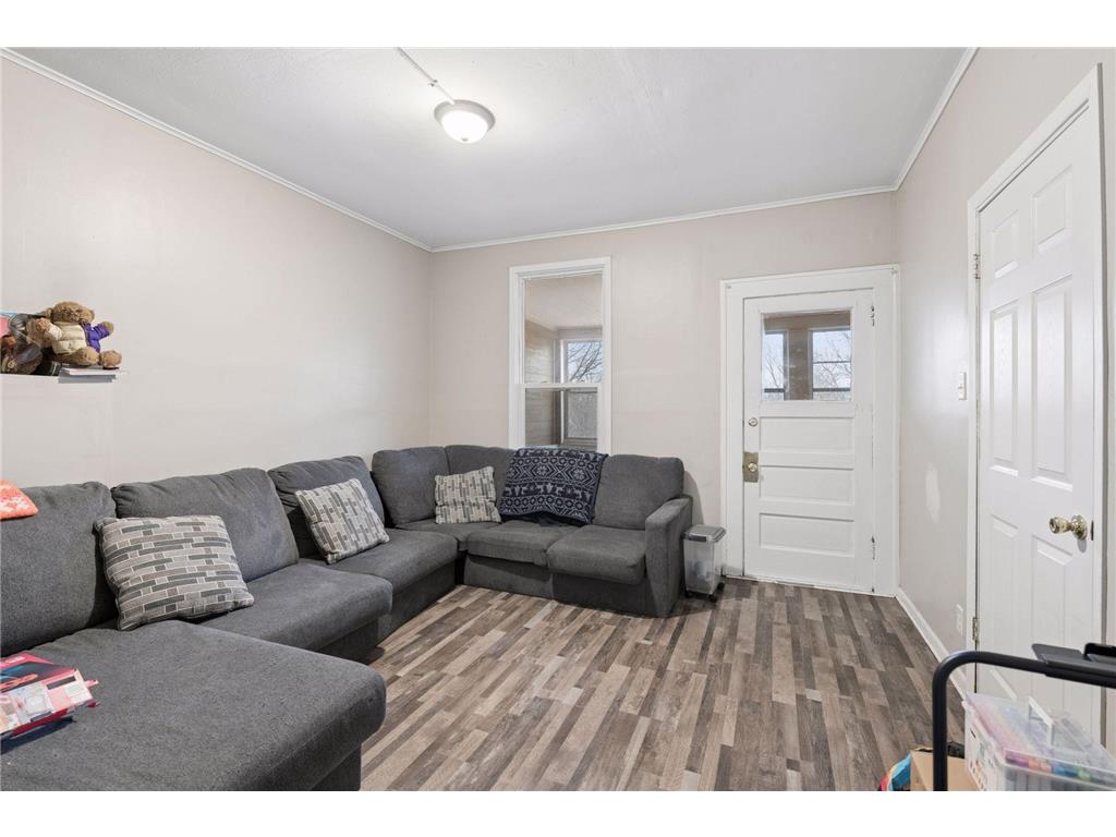 306 King Street W Saint Paul MN 55107 7036446 image23