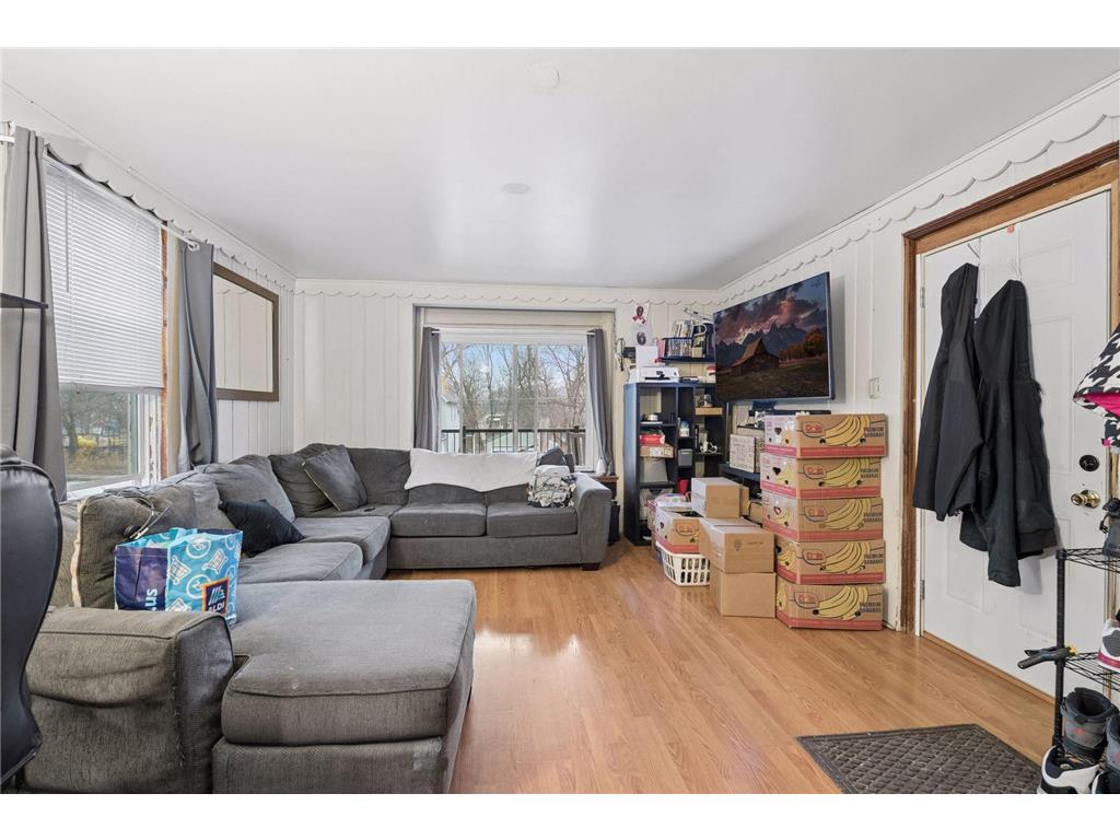 306 King Street W Saint Paul MN 55107 7036446 image4