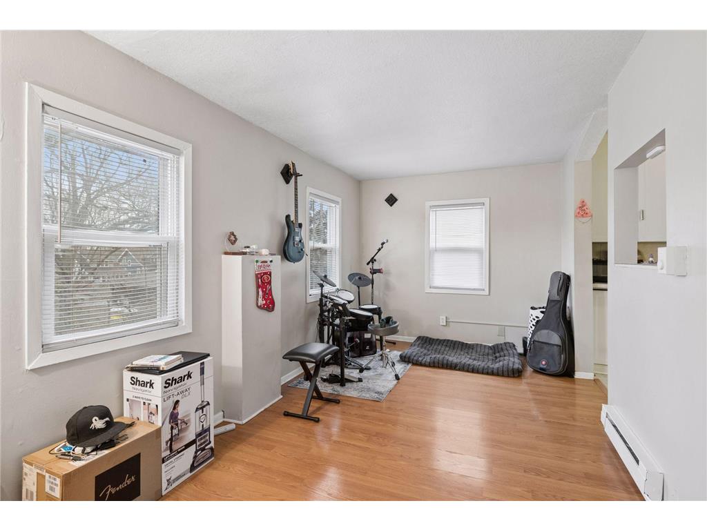 306 King Street W Saint Paul MN 55107 7036446 image40
