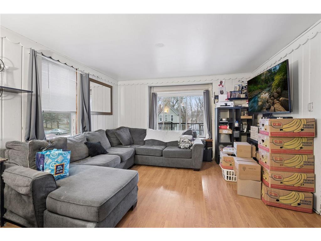 306 King Street W Saint Paul MN 55107 7036446 image5