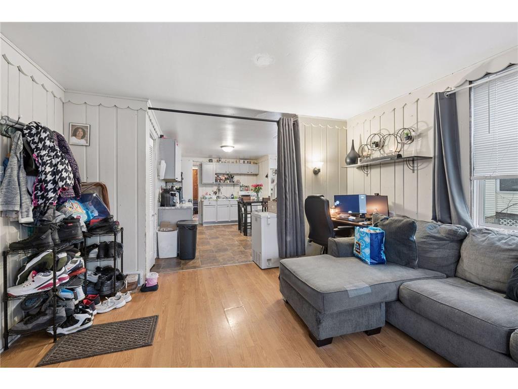 306 King Street W Saint Paul MN 55107 7036446 image6