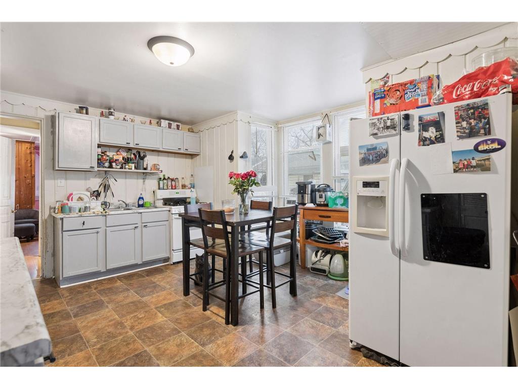 306 King Street W Saint Paul MN 55107 7036446 image7