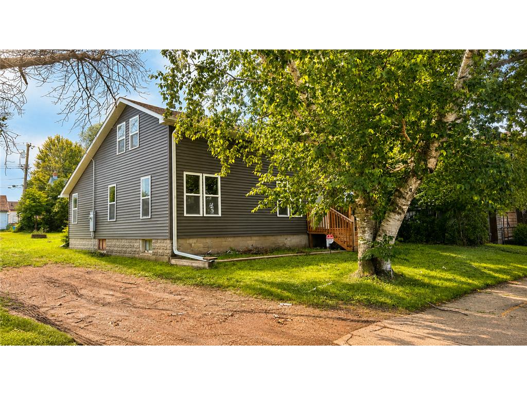 306 N Hampton Street Fairmont MN 56031 7104641 image2